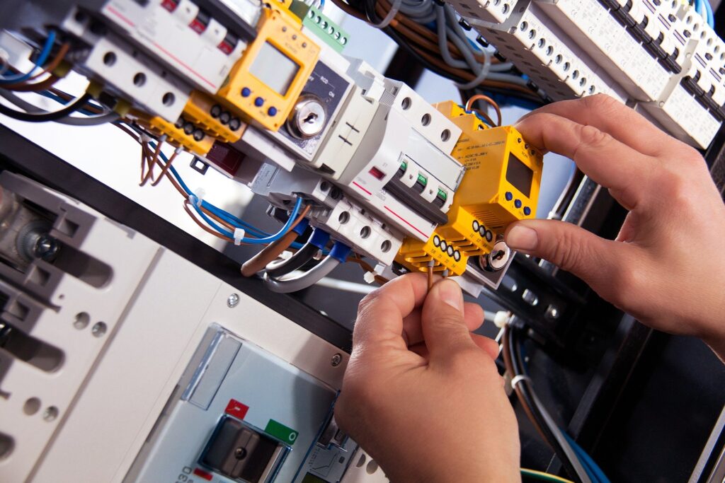 Mantenimientos y revisiones eléctricas